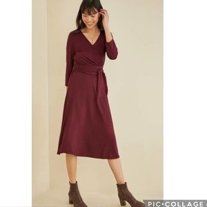 Amour Vert Lucia Dress in Plum